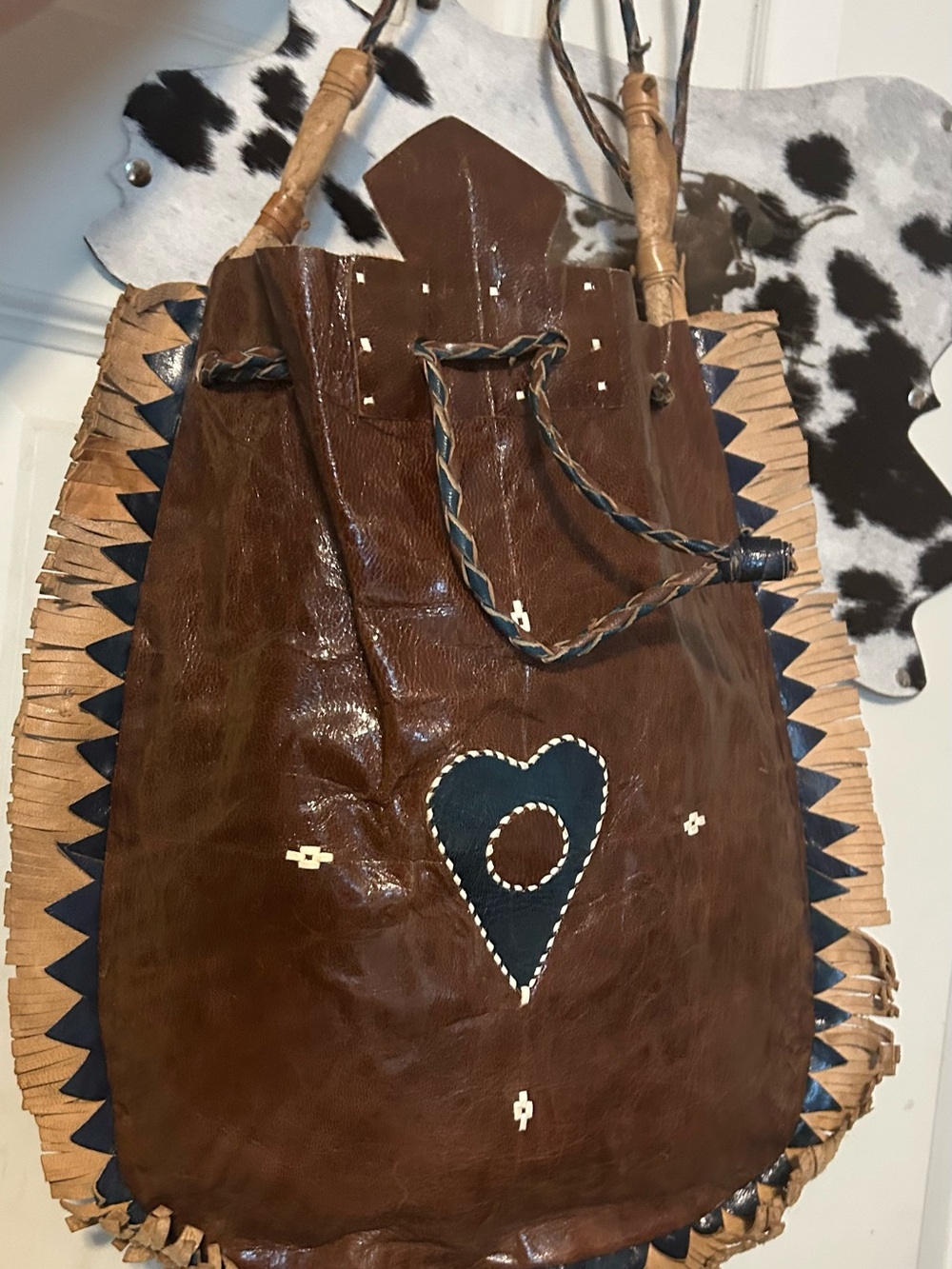 vintage '1970 hippy boho fringe western cowboy peace and love leather handbag